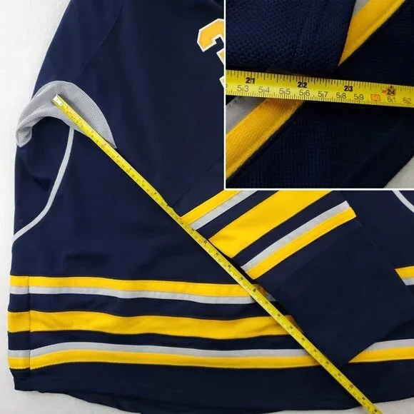 Buffalo Sabres NHL Hockey Jersey CCM Center Ice RBK Fight Strap 30 Miller Sz. 50